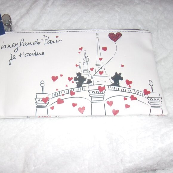 Disneyland Paris Cosmetic bag Bonjour New with tags - Picture 3 of 4